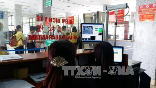 Tăng cường công tác phòng chống cúm gia cầm lây sang người